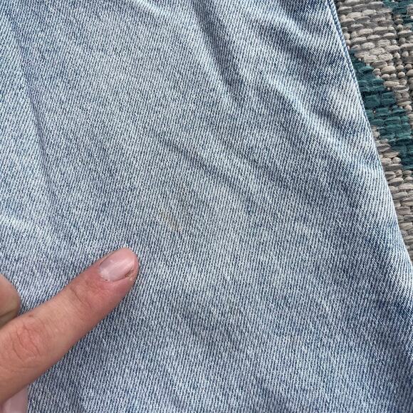 Talbots Everyday Relaxed Light Wash High‎ Rise Straight Leg Jeans - Size 4 - Picture 5 of 10